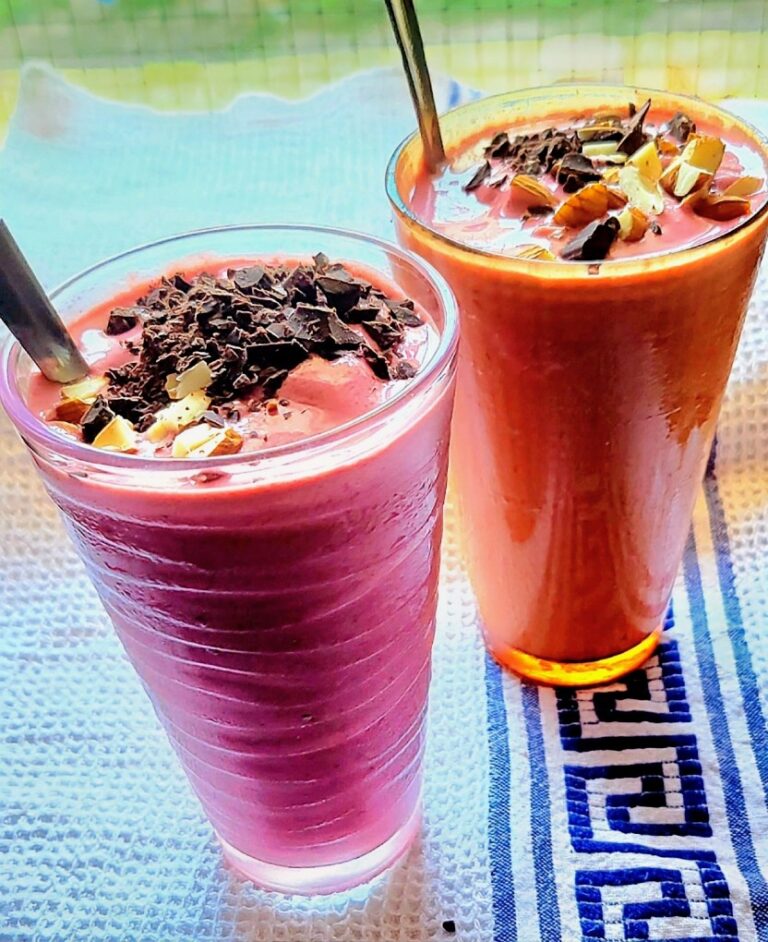 Healthy Strawberry Milkshake Recipe | No Ice Cream